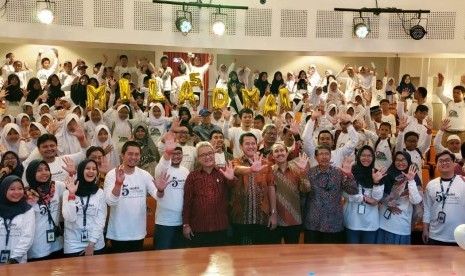 Mandiri Amal Insani (MAI) Foundation menggelar syukuran bersama 100 anak yatim dan hhuafa di Kidzania Pacific Place.