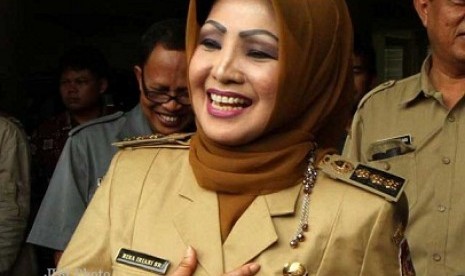 Mantan bupati Karang Anyar, Rina Iriani