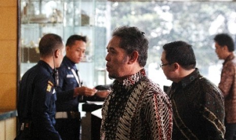 Mantan Direktur Operasional I PT Adhi Karya Teuku Bagus Mohammad Noor memenuhi panggilan pemeriksaan di Gedung KPK, Jakarta, Jumat (19/7). 