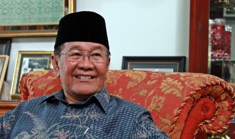 Mantan gubernur Sumatra Barat Hasan Basri Durin