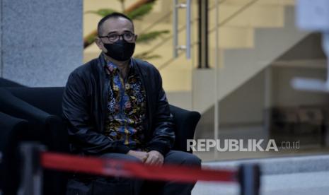 Mantan Kepala Bagian Umum Kantor Wilayah Direktorat Jenderal Pajak (DJP) Jakarta Selatan II, Rafael Alun Trisambodo (RAT). Rafael Alun Trisambodo menjadi tersangka penerimaan gratifikasi pada 2011-2023.