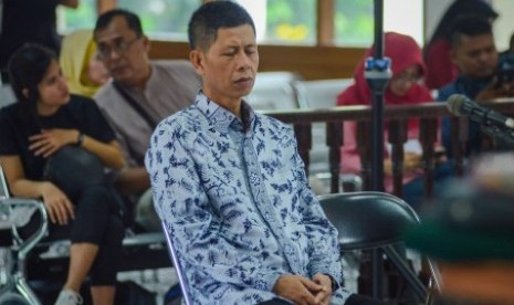 Mantan Kepala Lembaga Pemasyarakatan Kelas I Sukamiskin, Wahid Husein menjalani sidang dakwaan di Pengadilan Negeri Klas 1A, Bandung Jawa Barat, Rabu (5/12/2018). Wahid Husein didakwa 20 tahun penjara atas kasus suap pemberian fasilitas istimewa narapidana kasus korupsi di Lapas Sukamiskin. 