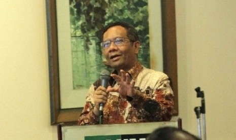 Mantan ketua MK Mahfud MD.