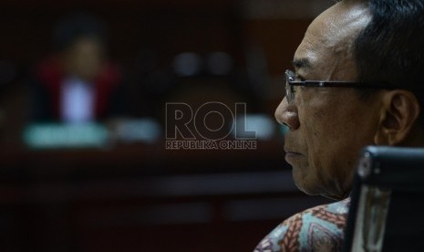  Mantan Menteri ESDM, Jero Wacik menjalani sidang lanjutan dengan agenda tanggapan Jaksa Penuntut Umum atas nota keberatan atau eksepsi terdakwa dan kuasa hukumnya di Pengadilan Tipikor, Selasa (29/9). 