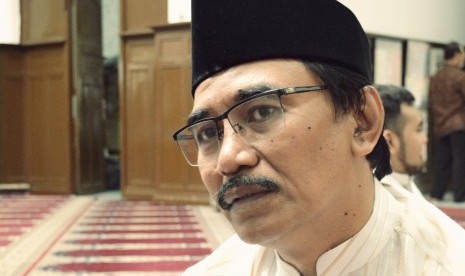 Mantan Menteri Pemuda dan Olahraga  Adhyaksa Dault 