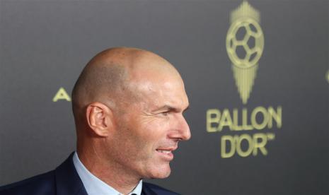  Mantan pemain sepak bola Zinedine Zidane.