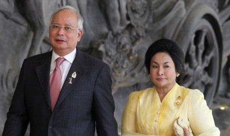 Mantan perdana menteri Malaysia Najib Razak dan istrinya Siti Rosmah.