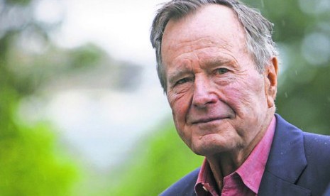 Mantan Presiden Amerika Serikat George HW Bush.