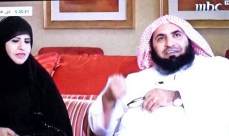 Ulama Saudi Sebut Valentine tak Haram Dikenal Kontroversial. Mantan presiden Komisi untuk Promosi Kebajikan dan Pencegahan Kejahatan (CPVPV) di Makkah, Sheikh Ahmed Qasim Al-Ghamdi menyebabkan kontroversi di 2014 saat dia tampil di televisi bersama istrinya yang tidak mengenakan cadar.