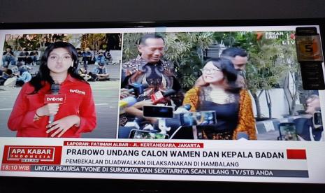 Mantan rektor Universitas Muhammadiyah Malang (UMM), Prof Fauzan di depan kediaman Presiden Terpilih Prabowo Subianto.