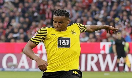 Manuel Akanji, bek baru Manchester City.