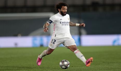 Bek kiri Real Madrid Marcelo. 