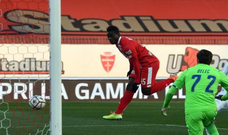 Mario Balotelli saat jalani debut bersama Monza.