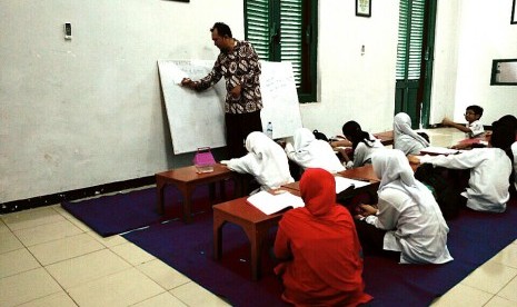 Markas kodim Bogor yang dijadikan lokasi les belajar.