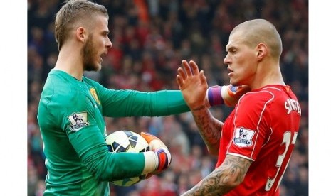 Martin Skrtel (kanan) dan David De Gea