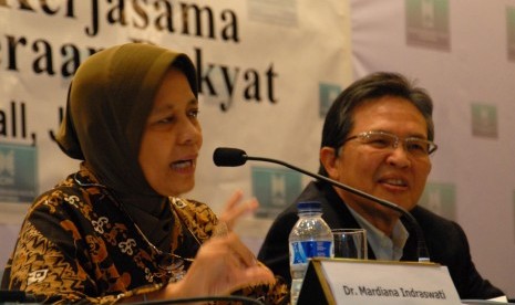 Marwah Daud Ibrahim (kiri)