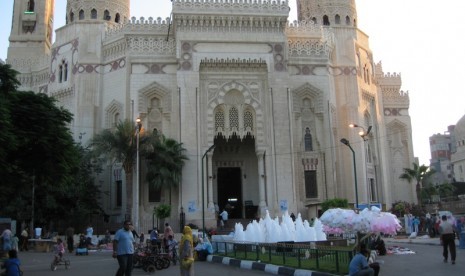 Masjid Abu al-Abbas al-Mursi, Aleksandria, Mesir. 