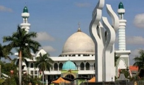 Masjid Agung As-Syuhada Pamekasan (ilustrasi)