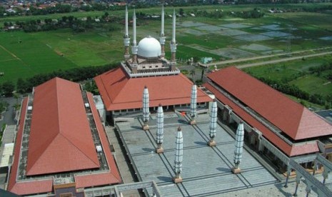 Masjid Agung Jawa Tengah.