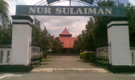 Masjid Agung Nur Sulaiman di Banyumas, Jawa Tengah.