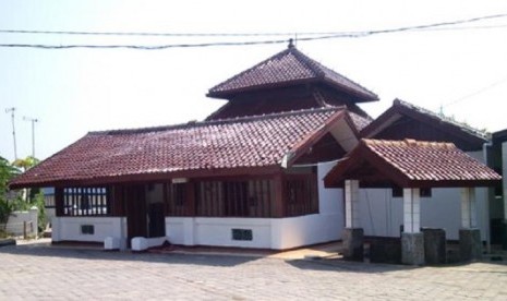 Masjid al-Alam Marunda.