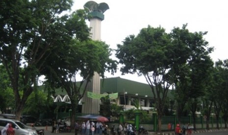 Masjid Al-Falah Surabaya