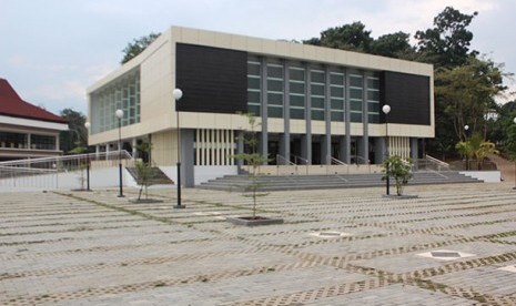 Masjid Al Jabbar di Kampus ITB di Jatinangor