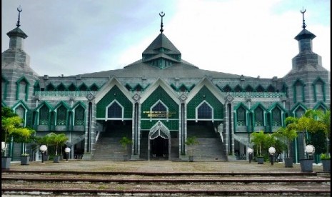 Masjid Al Markaz Al Islami Makassar 