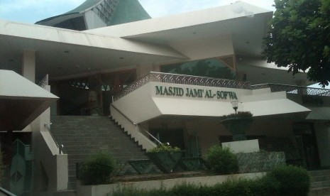  Masjid Al-Sofwa Jakarta.