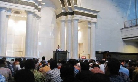 masjid baitul ihsan bank indonesia