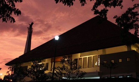 Masjid Baiturrozaq Citraland, Surabaya.