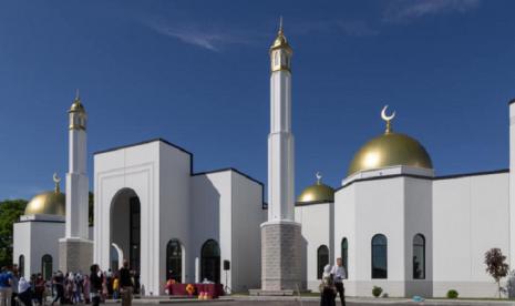 Pertumbuhan jumlah masjid di Amerika Serikat dipicu naiknya populasi Muslim. Masjid baru di Indiana tengah, Amerika Serikat