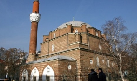 Masjid bersejarah Banya Bashi