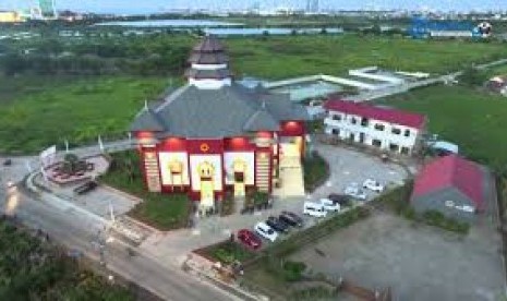 Masjid Cheng Ho Makassar.