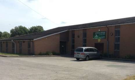 Masjid Chester dan Islamic Centre di Blacon, Inggris.