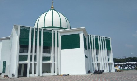 Masjid Cikal Harapan, Jalan Raya Cileungsi, Perum Citra Indah Jonggol, Kab Bogor. Masjid tersebut diresmikan pada 25 Februari 2019 oleh para pendiri YPS