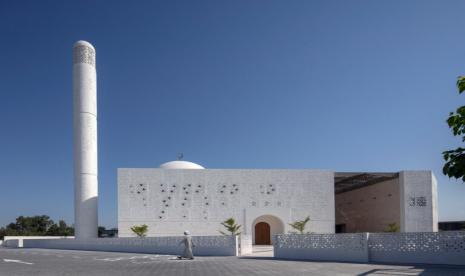 Masjid Pertama Karya Dabbagh Telah Diresmikan. Foto:  Masjid Dubai Ciptakan Ketengan Batin