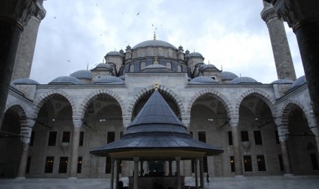 Masjid Fatih Cami