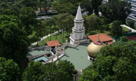 20 Masjid Singapura Izinkan Jamaah Laksanakan Sholat Jumat . Foto: Masjid Hajjah Fatimah yang terletak di Kampong Glam, Singapura merupakan bangunan ikonik dan salah satu masjid tertua.