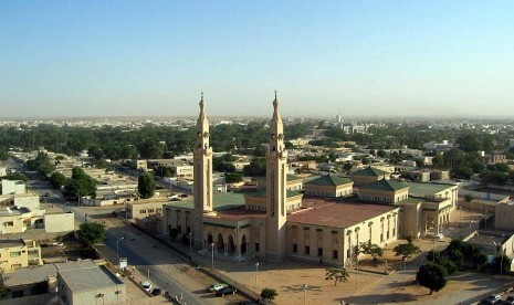  Masjid Jami' di Nouakchott, Mauritania.