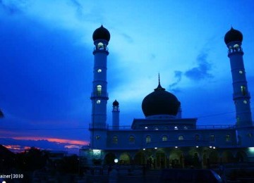 Masjid Jami Pangkalpinang, merupakan masjid tertua di Bangka. 