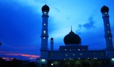 Kemenag Pangkalpinang Ajak Warga Patuh Panduan Sholat Id. Masjid Jami Pangkalpinang, merupakan masjid tertua di Bangka. 