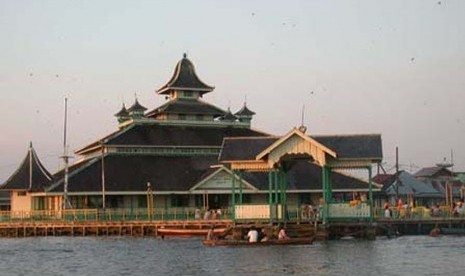 Masjid Jami Pontianak. DMI Pontianak Minta Ada Sosialisasi Aturan Pengeras Suara