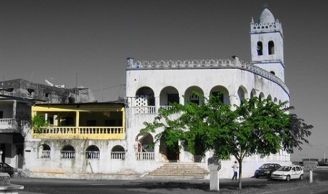 Masjid Jumat atau Masjid Putih di Kota Moroni, Komoro.