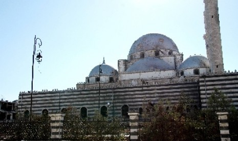 Masjid Khalid Ibn al-Walid di Kawasan Khaldiyeh, Homs, Suriah. 