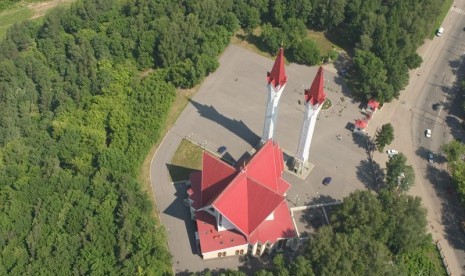 Masjid Lala Tulpan di Ufa, Boshkortostan, Rusia. 