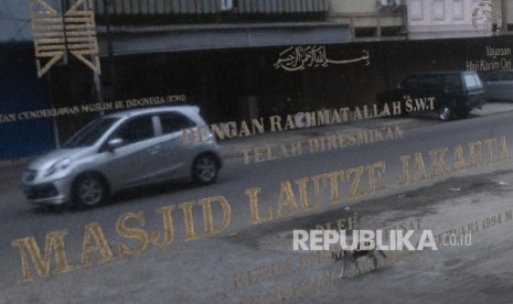 Masjid Lautze, Pasar Baru, Jakarta.