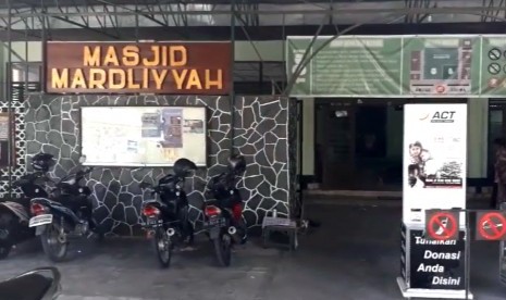 Masjid Mardliyyah Kampus Universitas Gadjah Mada