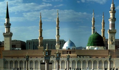 Masjid Nabawi di Madinah, Arab Saudi.