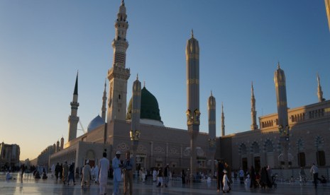 Masjid Nabawi,salah satu masjid suci di Madinah